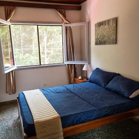 Acuti Departamento Apartman Puerto Iguazú Kültér fotó